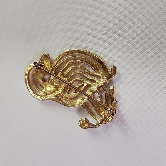 Poodle Brooch Branded New View - Picture 3 of 7